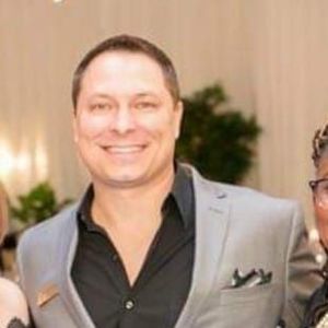 Meet your Posher, Wayne